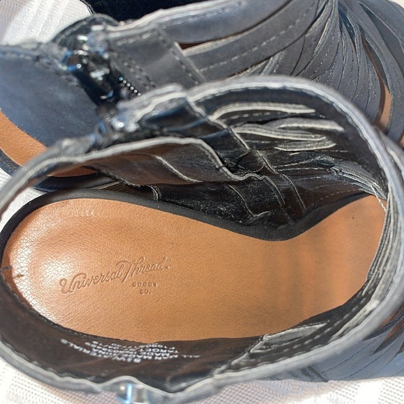 Universal Thread Black Cage Side Zip Booties w/Chunky Block Heel - Size 8.5 Wide - Picture 12 of 13